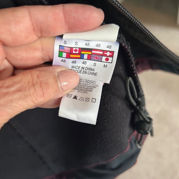 Spyder Shell red and black plaid CANADA, Alpine Canada Jacket - Picture 9 of 11